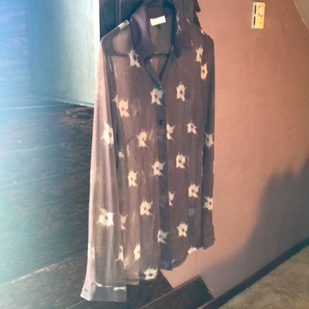 Women's brown floral mesh long sleeve topBUTTON DOWN